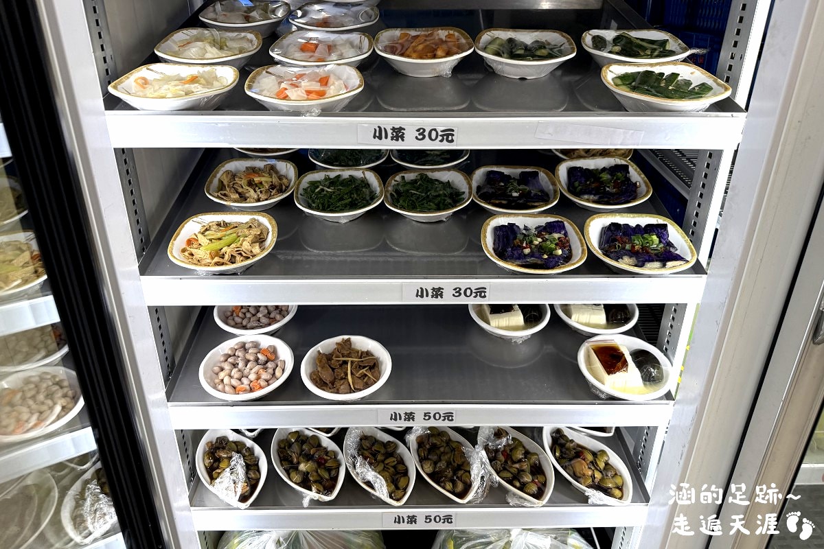 [花蓮美食推薦] 花蓮新城 – 佳興冰果室 ~ 必喝檸檬汁，必吃平價美味什錦湯麵、快炒黃金蜆