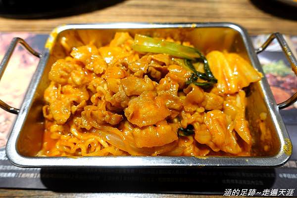 [西門町韓國料理] 甩鍋雞볶찜韓式炒雞吃到飽-西門店~ $4