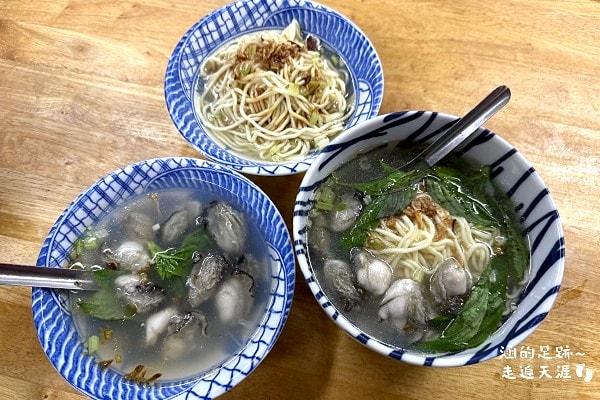 [北投市場美食] 營養蚵仔 ~ 超肥美又大顆的新鮮蚵仔，大推蚵仔湯、乾蚵，北投中繼市場美食推薦!