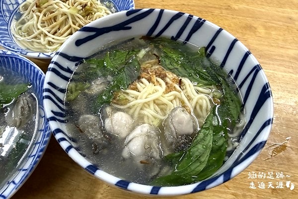 [北投市場美食] 營養蚵仔 ~ 超肥美又大顆的新鮮蚵仔，大推蚵仔湯、乾蚵，北投中繼市場美食推薦!