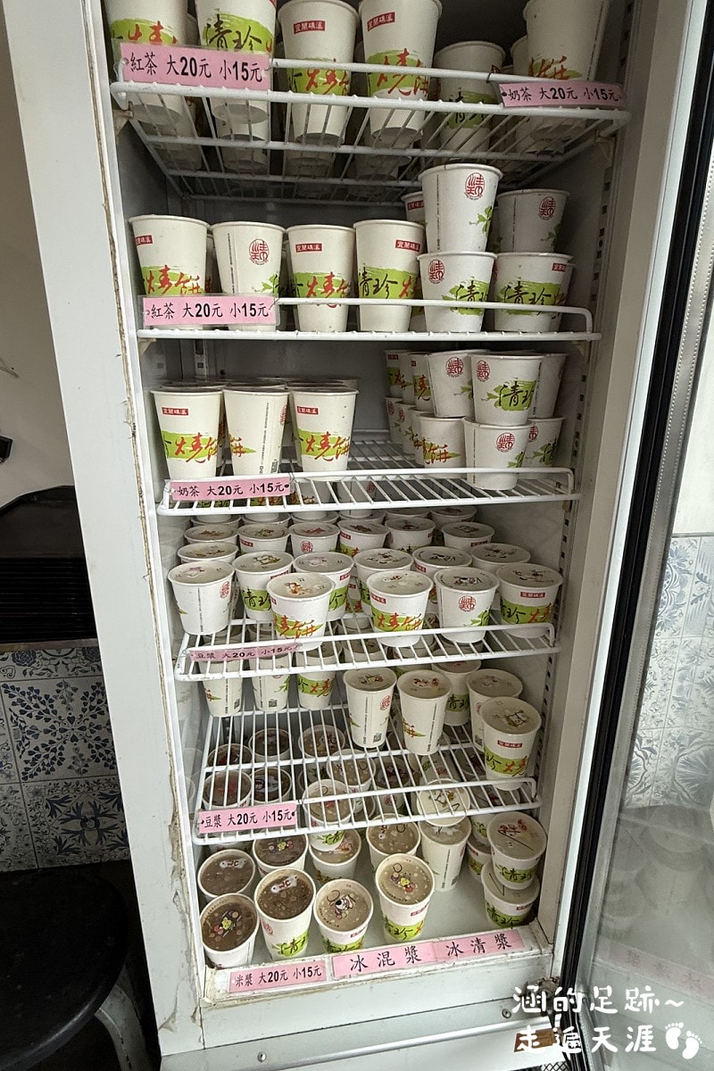 [礁溪美食] 清珍早點 ~ 宜蘭礁溪超人氣早餐店，平價好吃的蔥燒餅、小籠包，近50年老店，礁溪早餐推薦!