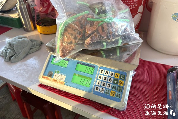 2025新北萬里蟹 – 野柳假日活蟹市集 ~ 剛下船的活跳跳新鮮萬里蟹就在這裡! 現蒸現吃,享受鮮甜蟹肉的美好滋味 - 第25張圖