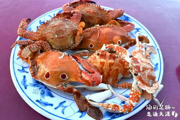 2025新北萬里蟹 – 野柳假日活蟹市集 ~ 剛下船的活跳跳新鮮萬里蟹就在這裡! 現蒸現吃,享受鮮甜蟹肉的美好滋味 - 第41張圖