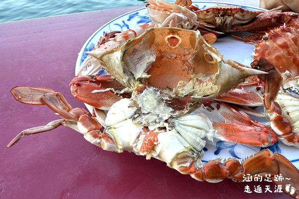 2025新北萬里蟹 – 野柳假日活蟹市集 ~ 剛下船的活跳跳新鮮萬里蟹就在這裡! 現蒸現吃,享受鮮甜蟹肉的美好滋味 - 第42張圖