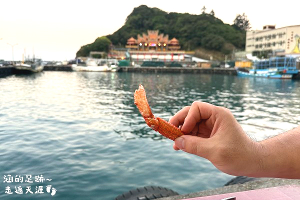 2025新北萬里蟹 – 野柳假日活蟹市集 ~ 剛下船的活跳跳新鮮萬里蟹就在這裡! 現蒸現吃,享受鮮甜蟹肉的美好滋味 - 第45張圖