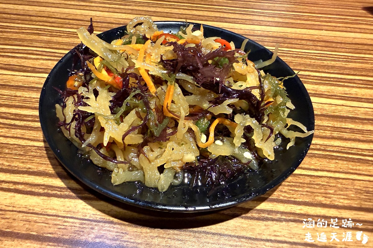 [金山美食] 金山大碗螃蟹 ~ 金山老街超人氣排隊美食，每碗粥現點現煮，料多實在新鮮大碗的螃蟹海鮮粥