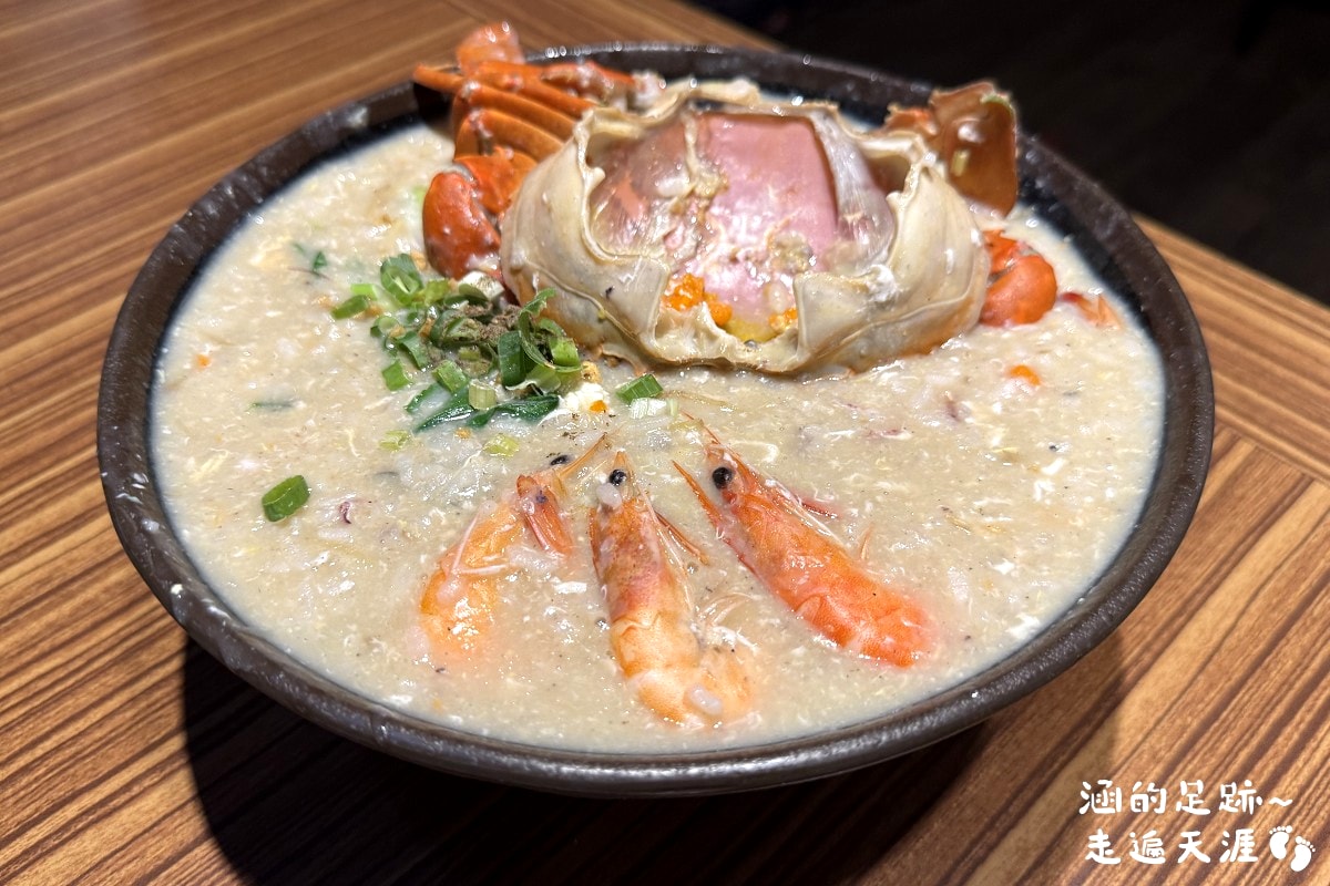 [金山美食] 金山大碗螃蟹 ~ 金山老街超人氣排隊美食，每碗粥現點現煮，料多實在新鮮大碗的螃蟹海鮮粥