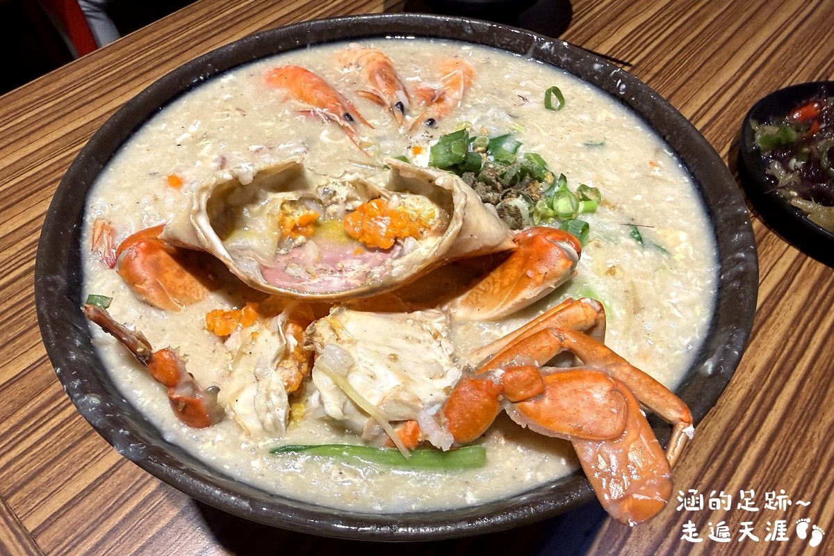 [金山美食] 金山大碗螃蟹 ~ 金山老街超人氣排隊美食，每碗粥現點現煮，料多實在新鮮大碗的螃蟹海鮮粥