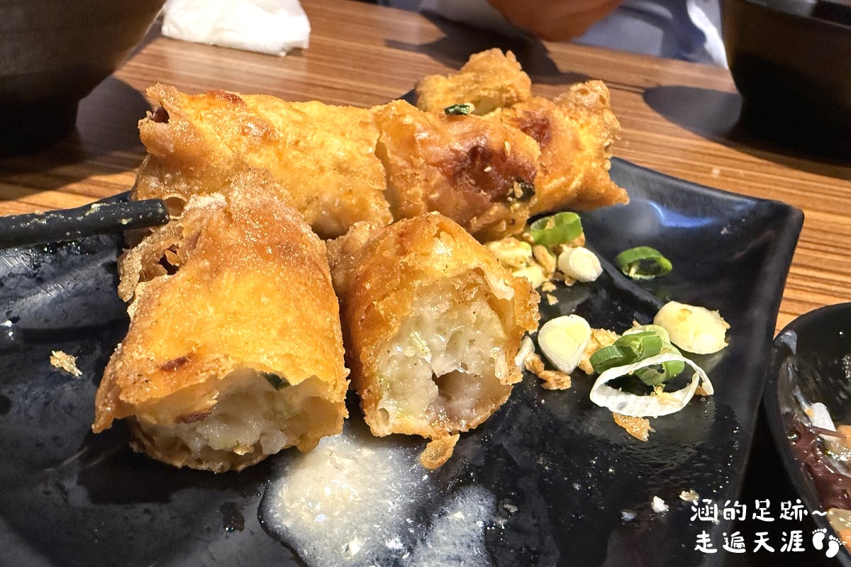 [金山美食] 金山大碗螃蟹 ~ 金山老街超人氣排隊美食，每碗粥現點現煮，料多實在新鮮大碗的螃蟹海鮮粥