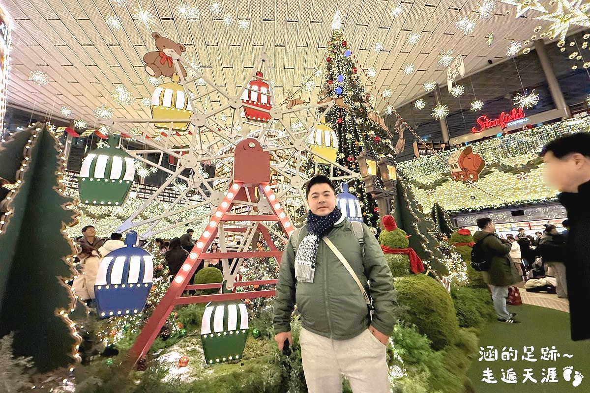[韓國首爾] 星空圖書館 Starfield Coex Mall ~ 首爾超夢幻拍照打卡景點，超震撼書牆，首爾免費景點推薦! 2025超夢幻聖誕裝飾