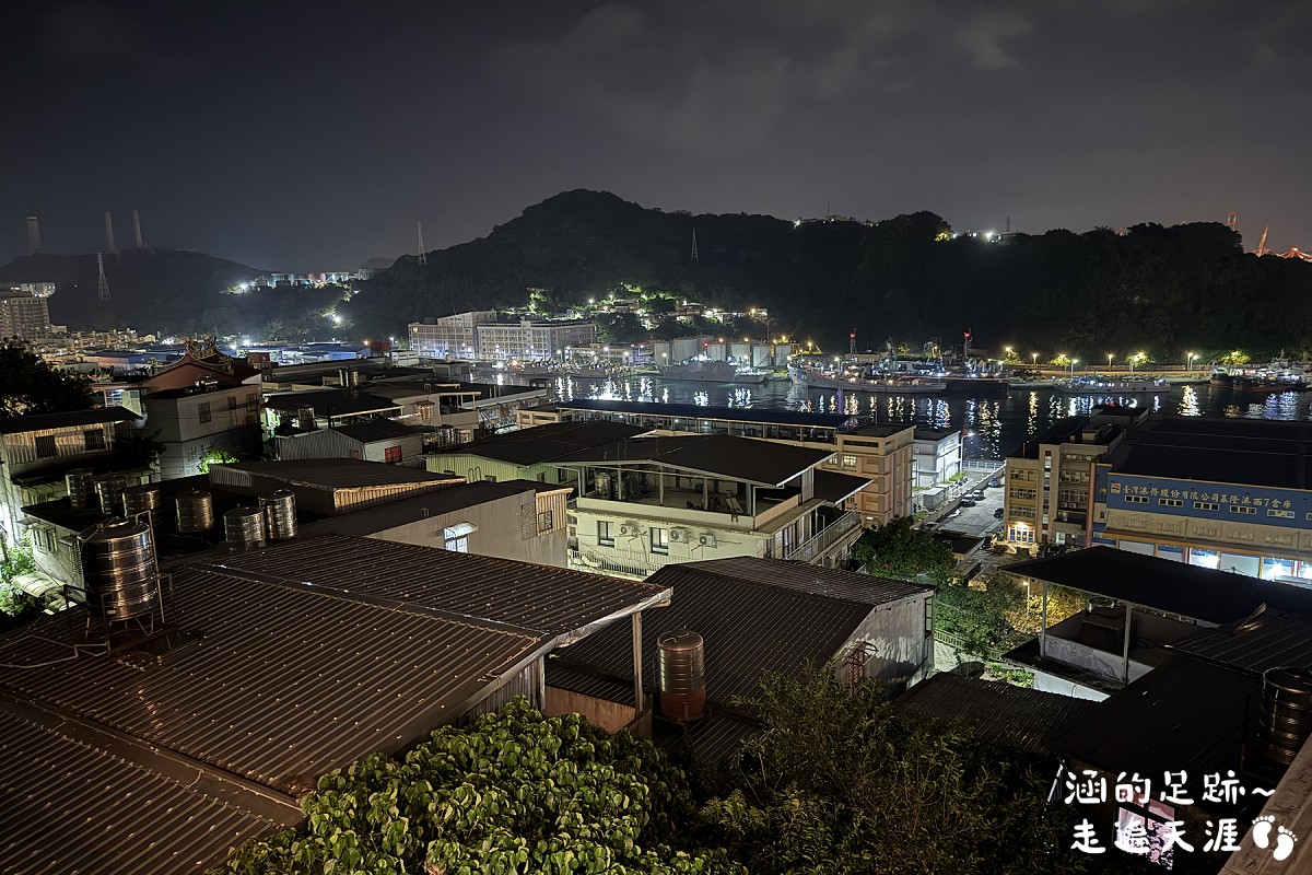 [基隆景觀餐廳] 後山海景咖啡 ~ 基隆虎仔山景觀餐廳，俯瞰基隆港美景，餐點飲料選擇多，價格不貴