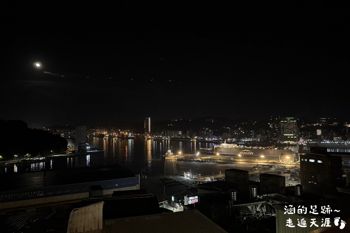 [基隆景觀餐廳] 後山海景咖啡 ~ 基隆虎仔山景觀餐廳，俯瞰基隆港美景，餐點飲料選擇多，價格不貴