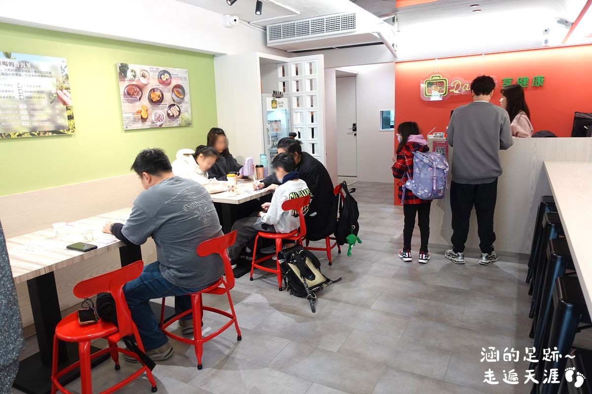 [天母健康餐盒] Da Fit 享健康 ~ 健康與美味兼得的營養健康餐，好吃的泰式打拋雞、雞腿排