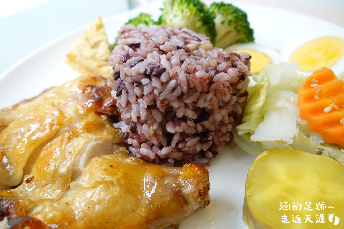 [天母健康餐盒] Da Fit 享健康 ~ 健康與美味兼得的營養健康餐，好吃的泰式打拋雞、雞腿排