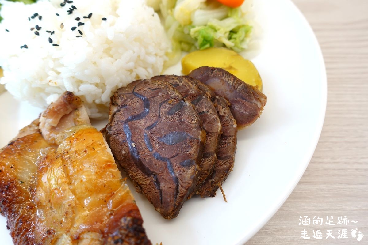 [天母健康餐盒] Da Fit 享健康 ~ 健康與美味兼得的營養健康餐，好吃的泰式打拋雞、雞腿排