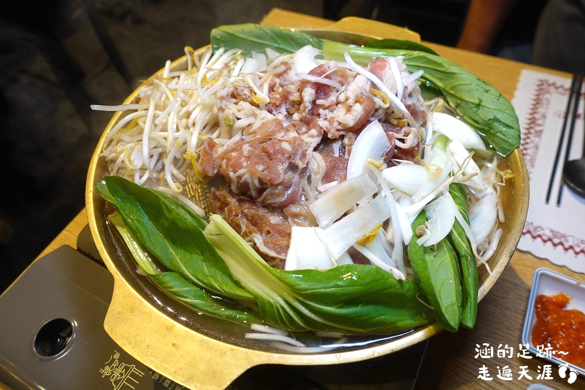 [韓式料理吃到飽] OKAY 韓式烤肉 ～ 銅盤烤肉、韓式豬五花烤肉、春川炒辣雞、韓式部隊鍋、多種韓式料理通通吃到飽，一人只要$499，CP值超高！