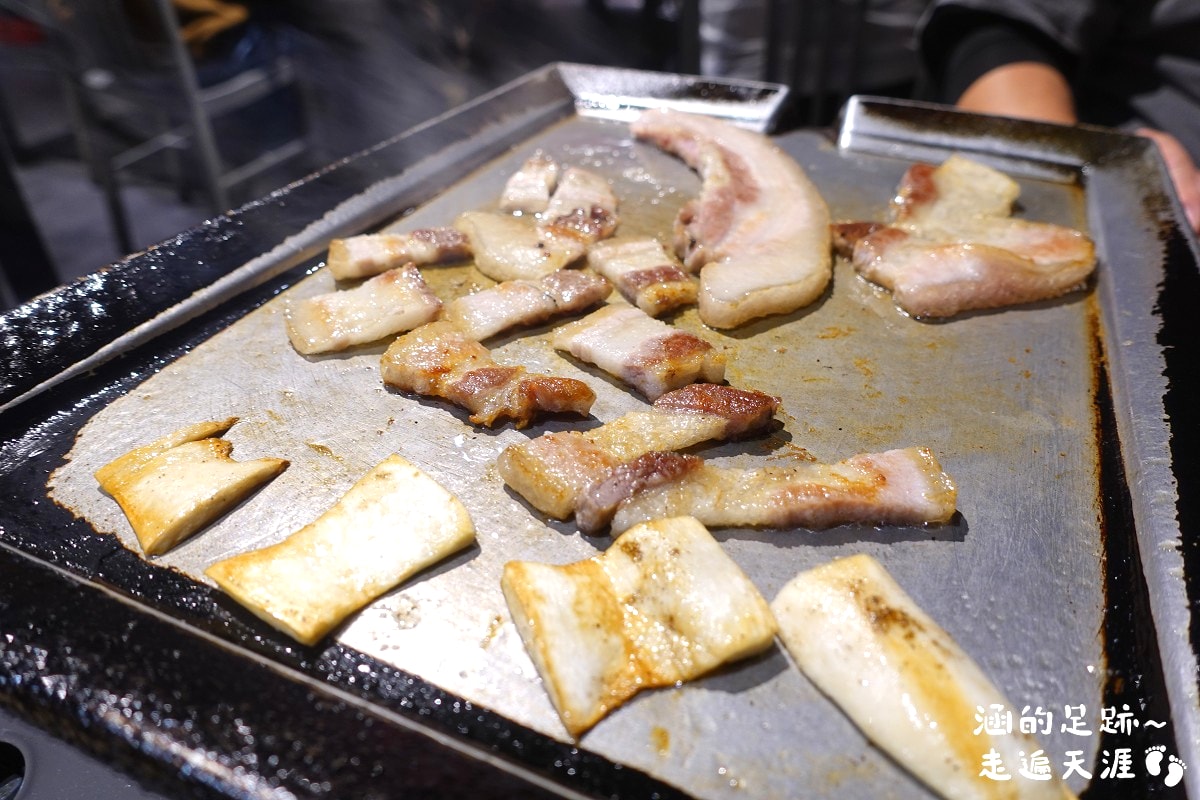 [韓式料理吃到飽] OKAY 韓式烤肉 ～ 銅盤烤肉、韓式豬五花烤肉、春川炒辣雞、韓式部隊鍋、多種韓式料理通通吃到飽，一人只要$499，CP值超高！