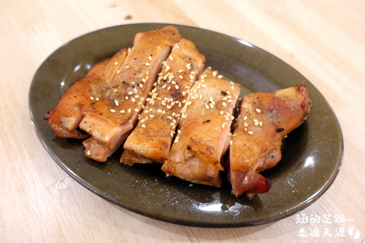 [中山區小吃] 魯肉財 ~ 傳承三代魯肉飯，好吃的雞魯飯、紅燒肉，便當菜色豐富，用餐環境很舒適