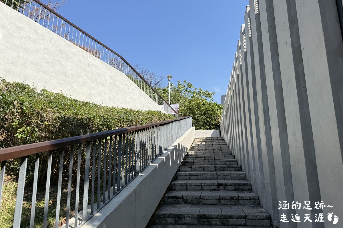 [台北北投景點] 2026北投社三層崎公園花海 ~ 2/11 – 3/15 「花願同行」台版富良野浪漫花海，「彩色浪花海」繽紛綻放中