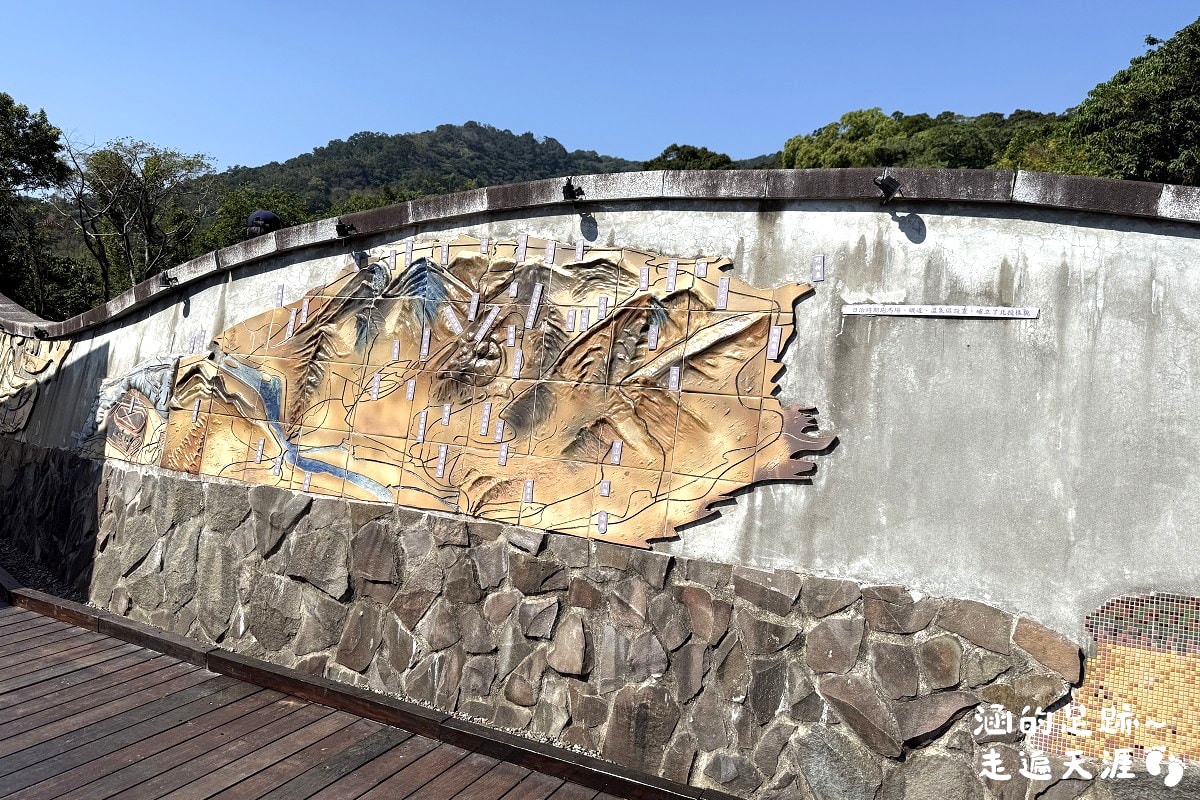 [台北北投景點] 2026北投社三層崎公園花海 ~ 2/11 – 3/15 「花願同行」台版富良野浪漫花海，「彩色浪花海」繽紛綻放中