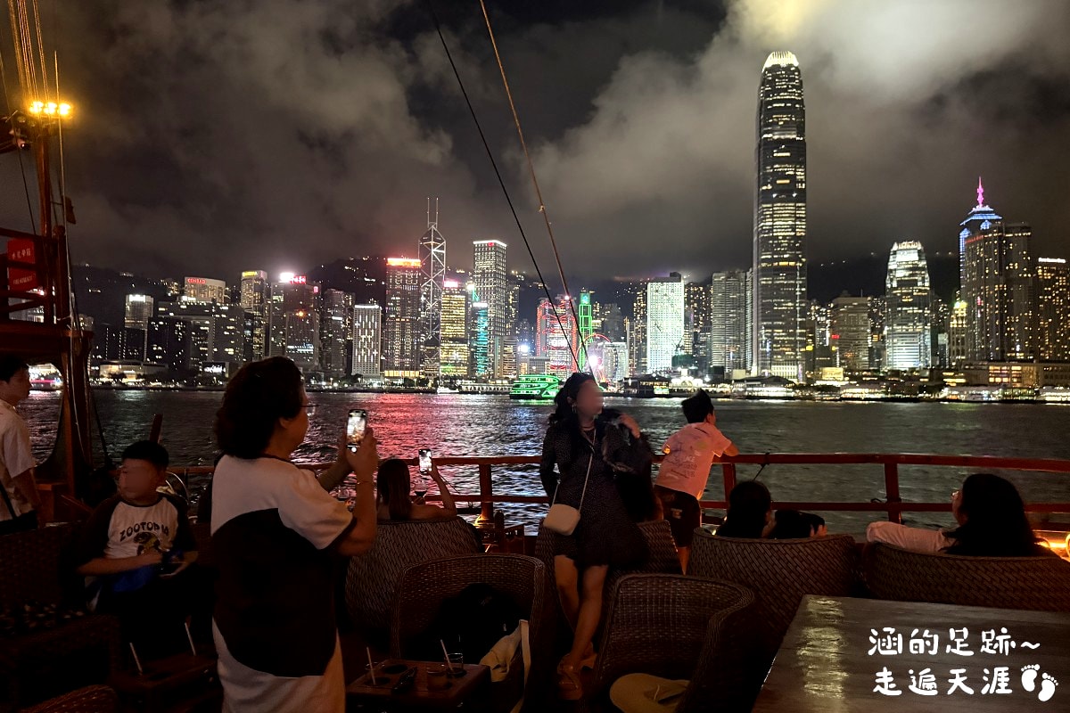 [香港] 張保仔號 ~ 搭張保仔號夜遊維多利亞港，超吸睛復古帆船，維多利亞港遊船首選