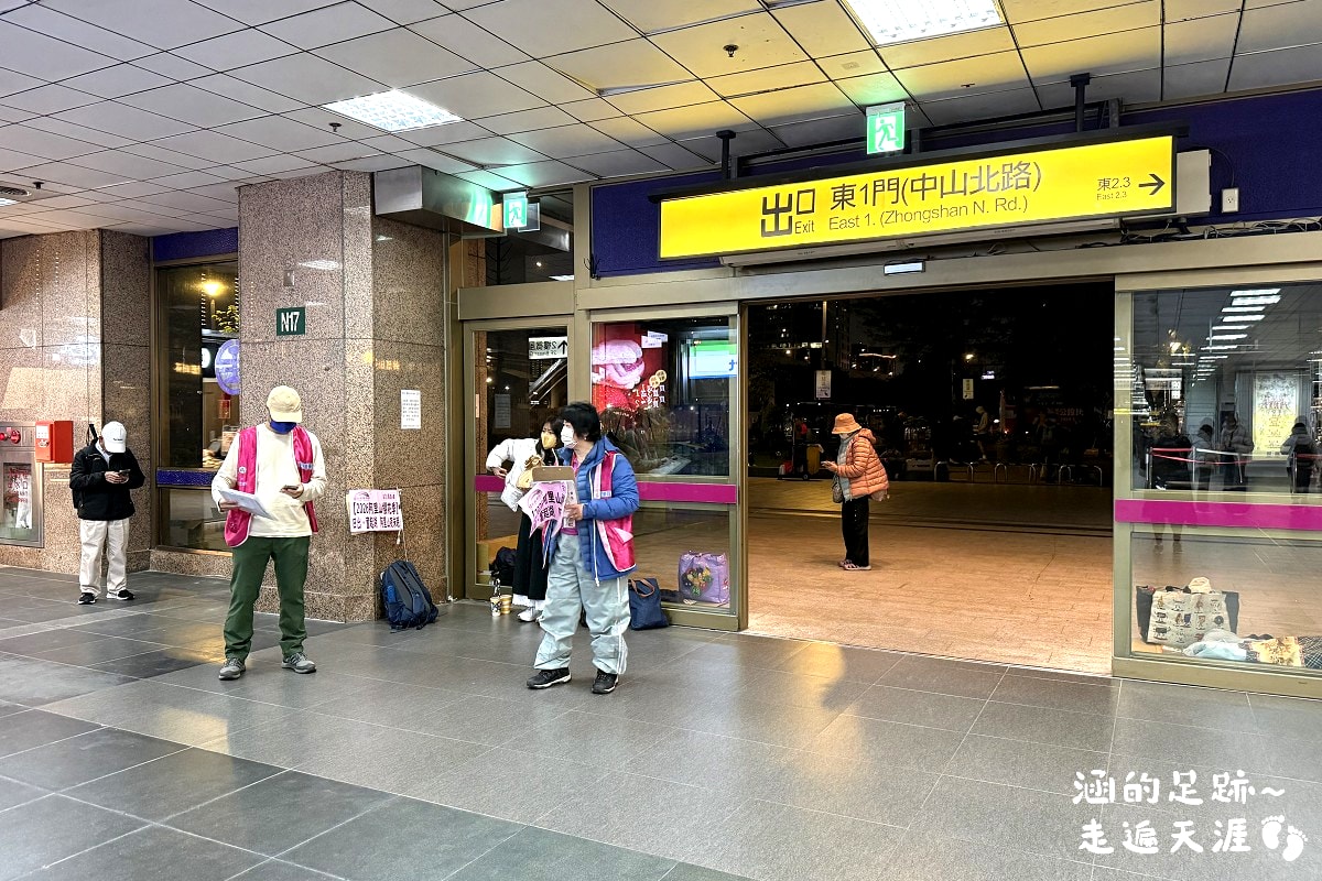 [阿里山]日出・奮起湖 阿里山夜未眠 ~ 參加國光威樂假期，24小時輕鬆遊阿里山，搭祝山小火車看日出、雲海，漫步阿里山森林遊樂區