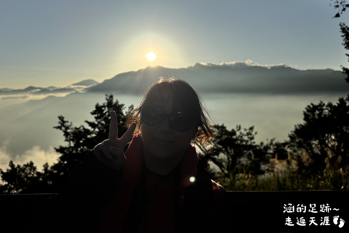 [阿里山]日出・奮起湖 阿里山夜未眠 ~ 參加國光威樂假期，24小時輕鬆遊阿里山，搭祝山小火車看日出、雲海，漫步阿里山森林遊樂區