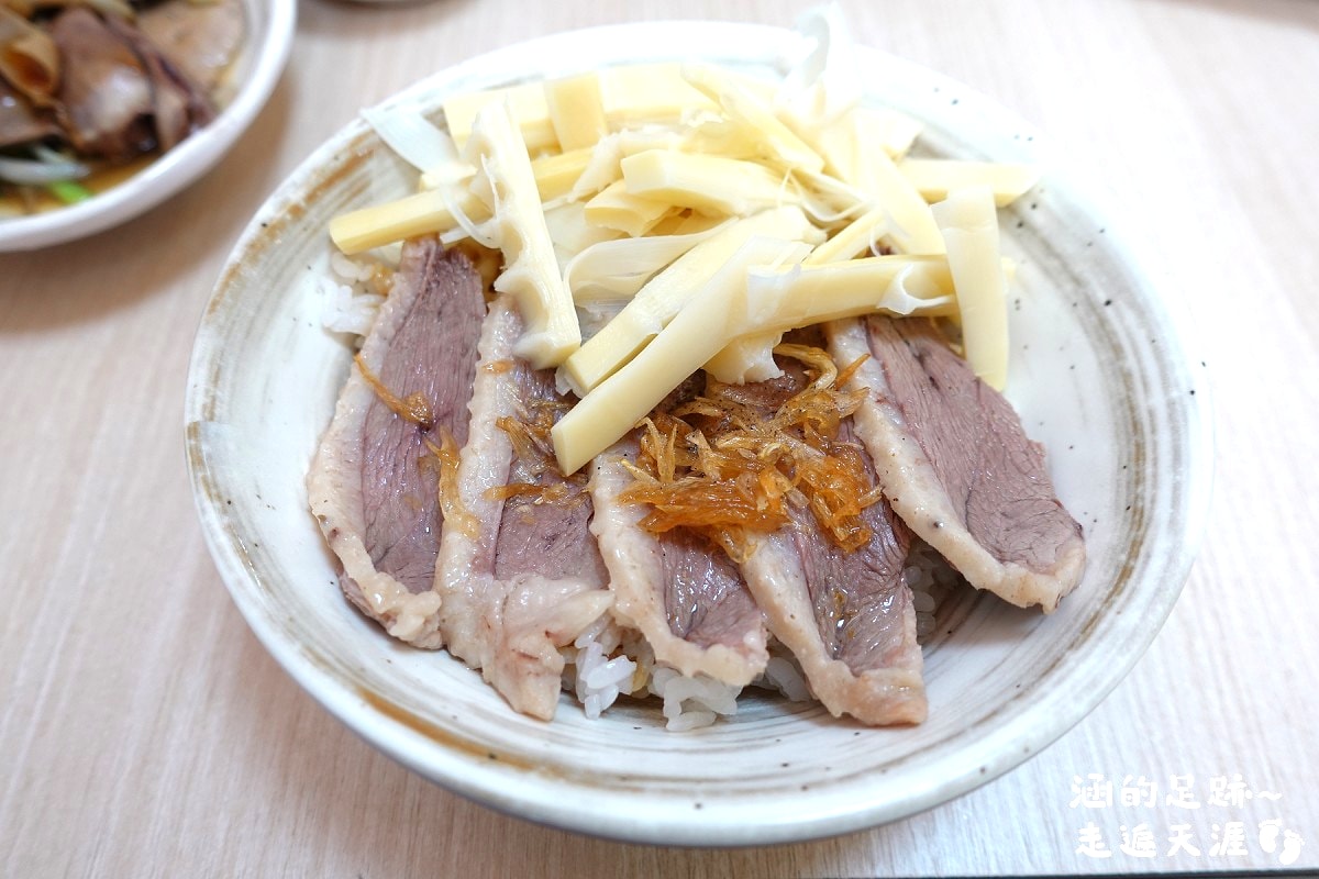 [永和美食] 偶鵝嚐嚐鵝肉專賣店-永和店 ~ 平價新鮮好吃的鵝肉店，鵝肉飯只要$65元，鵝肉切盤$200元，CP值超高!