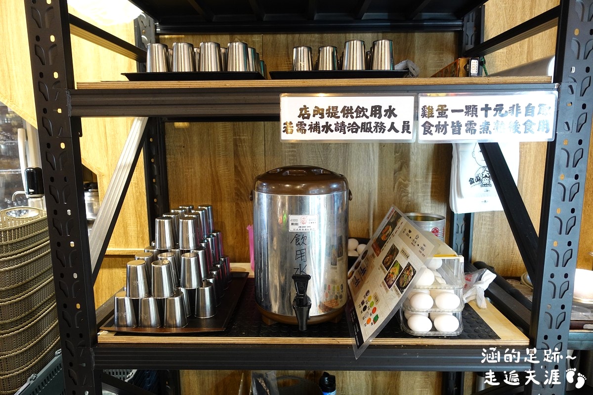[金山美食] 金山大碗石頭火鍋 ~ 爆炒螃蟹海鮮石頭火鍋，新鮮活蟹，湯頭鮮美，白飯吃到飽