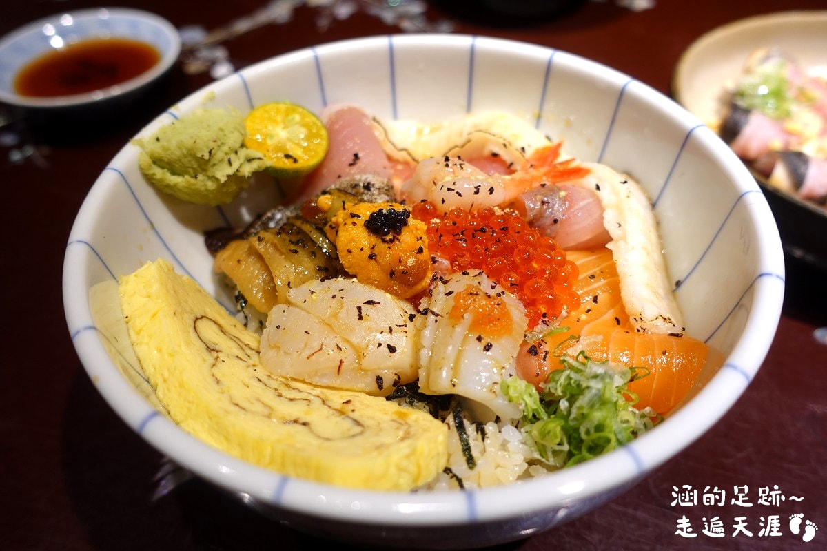 [西門町美食] 瞞著爹 西門壽司丼 ~ 隱藏在巷弄裡的日式料理老店，新鮮美味的海鮮丼飯、握壽司