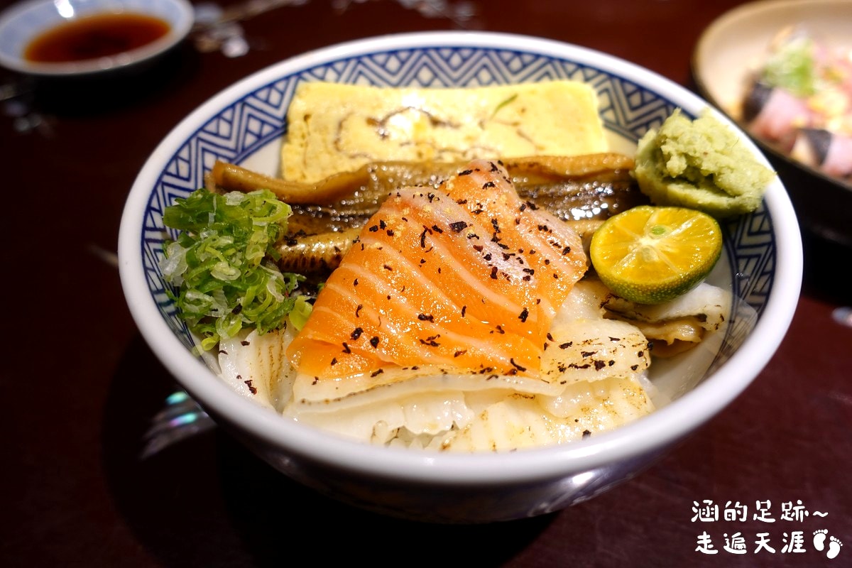 [西門町美食] 瞞著爹 西門壽司丼 ~ 隱藏在巷弄裡的日式料理老店，新鮮美味的海鮮丼飯、握壽司