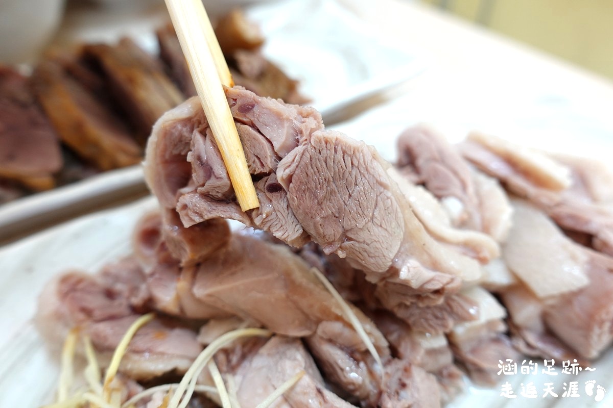 [永和美食] 偶鵝嚐嚐鵝肉專賣店-永和店 ~ 平價新鮮好吃的鵝肉店，鵝肉飯只要$65元，鵝肉切盤$200元，CP值超高!