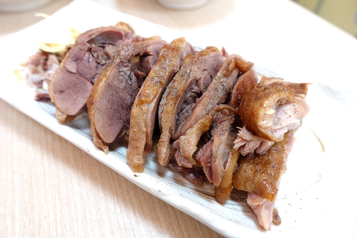 [永和美食] 偶鵝嚐嚐鵝肉專賣店-永和店 ~ 平價新鮮好吃的鵝肉店，鵝肉飯只要$65元，鵝肉切盤$200元，CP值超高!