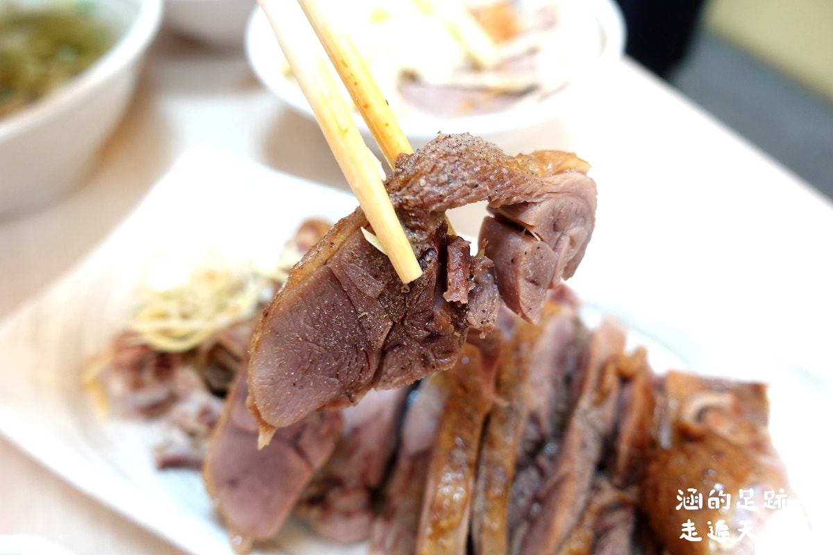 [永和美食] 偶鵝嚐嚐鵝肉專賣店-永和店 ~ 平價新鮮好吃的鵝肉店，鵝肉飯只要$65元，鵝肉切盤$200元，CP值超高!