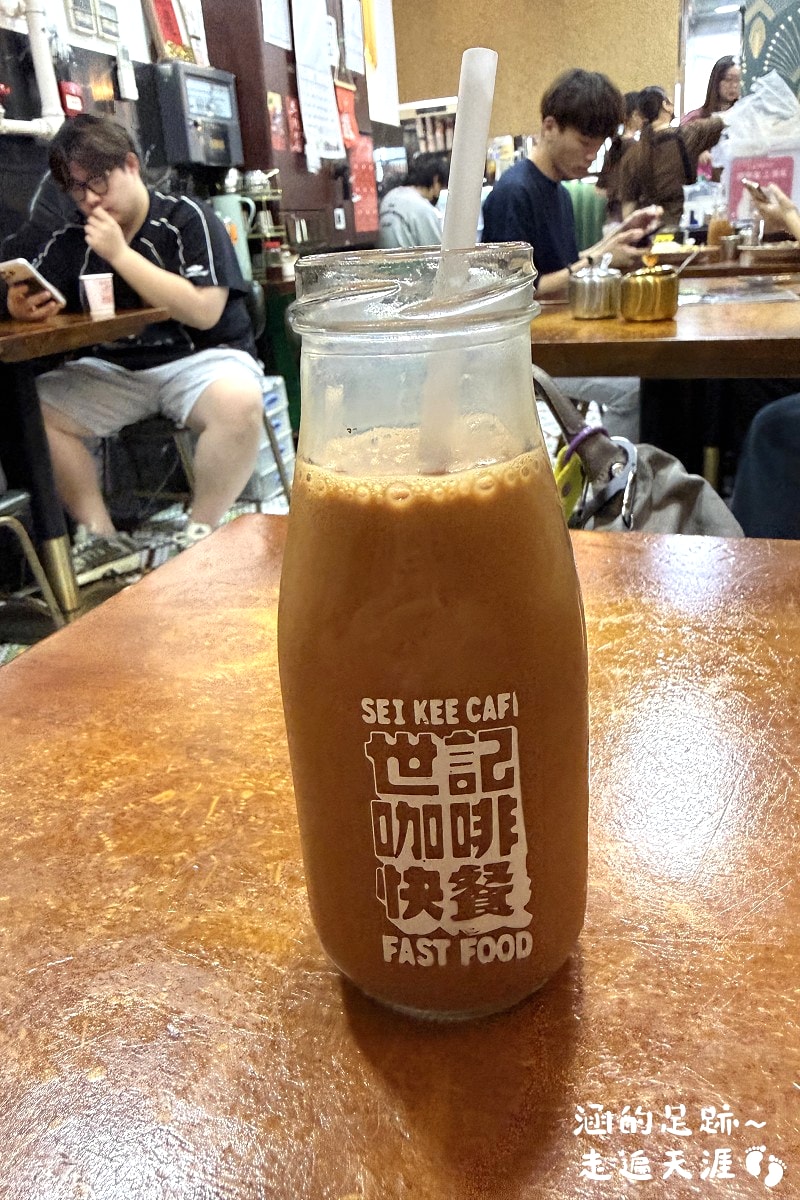 [澳門美食] 世記咖啡 ~ 超美味厚蛋豬扒包，澳門最好吃的豬扒包，澳門美食推薦!