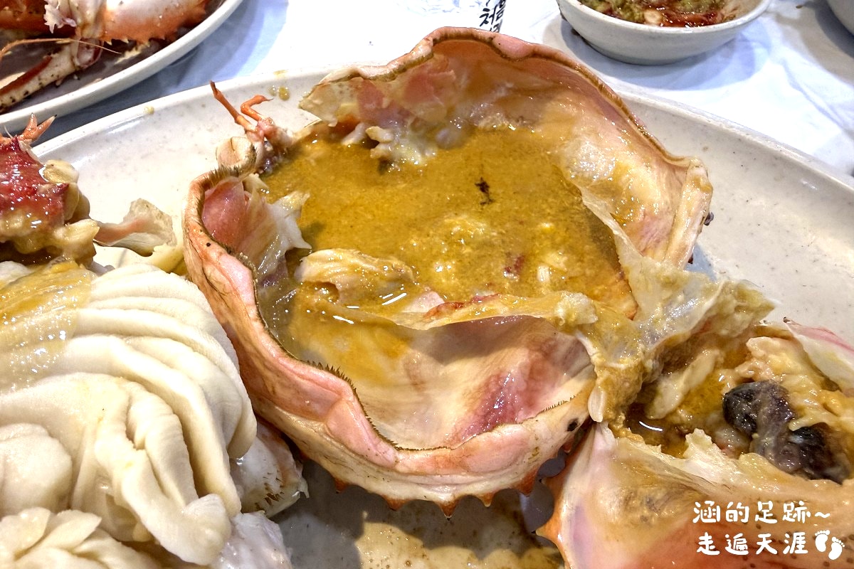 [韓國首爾] 鷺梁津水產市場 ~ 大吃活帝王蟹、松葉蟹、活章魚，一樓買海鮮，二樓代客料理，超鮮甜帝王蟹，首爾吃活海鮮的好地方