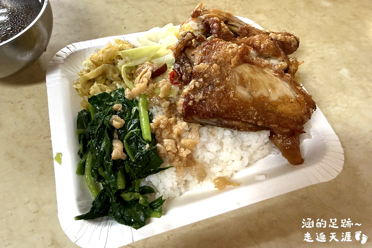 [北投美食] 今味雞腿飯 ~ 必點雞腿酸菜飯，現炸雞腿酥脆多汁，北投在地人喜歡吃的便當店