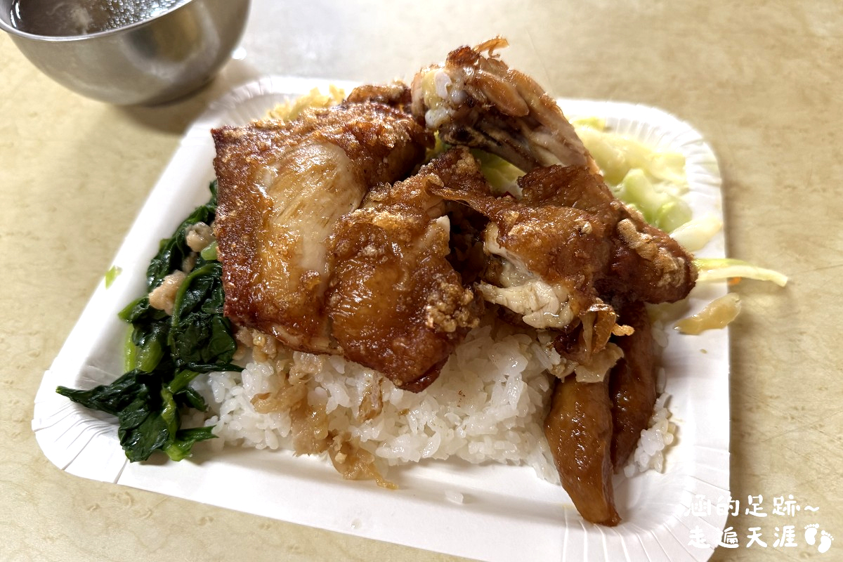 [北投美食] 今味雞腿飯 ~ 必點雞腿酸菜飯，現炸雞腿酥脆多汁，北投在地人喜歡吃的便當店