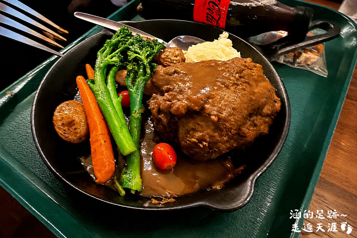 [香港] 香港迪士尼樂園 ~ 園區必玩設施、遊行、精彩迪士尼星夢光影之旅、餐廳、住宿，香港迪士尼攻略