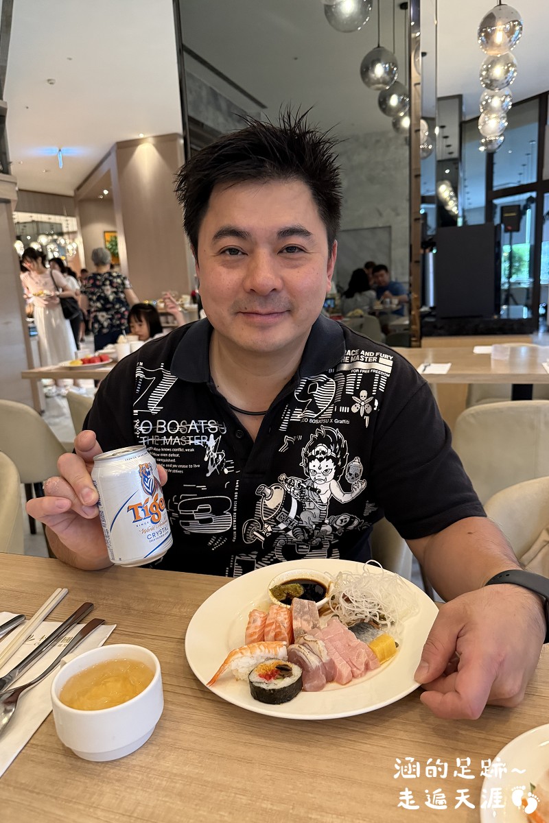 [宜蘭羅東飯店推薦] 村却國際溫泉酒店 ~ 宜蘭最高飯店，視野極佳，房間景觀雙湯，高空酒吧、游泳池、兒童遊戲區設施豐富，早午餐供應至12:30