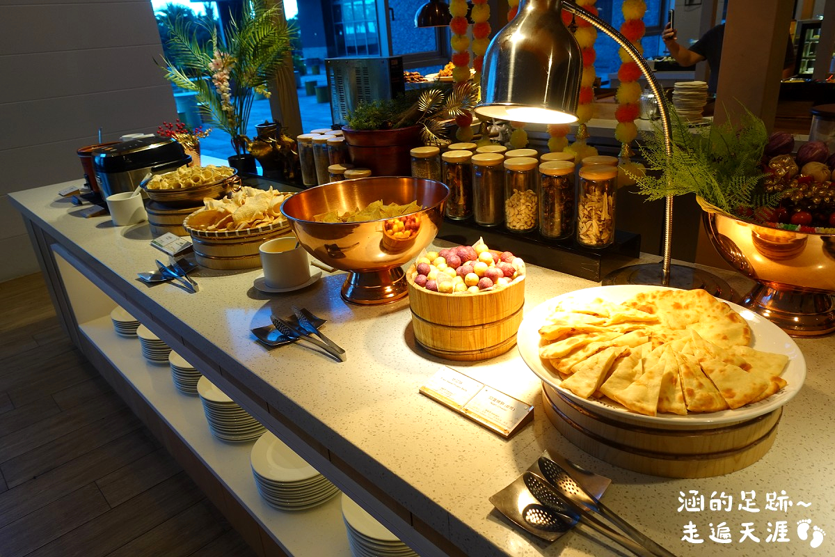[宜蘭飯店推薦] 凱渡廣場酒店 ~ 陸上郵輪，活動設施多，海水游泳池、漂漂河、海景溫泉、超大遊戲區，房內欣賞絕美龜山島日出，宜蘭親子渡假飯店推薦