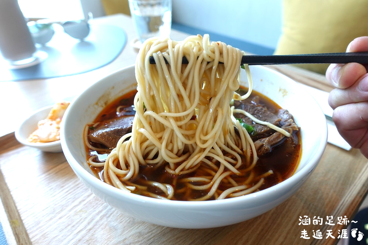 [宜蘭飯店推薦] 凱渡廣場酒店 ~ 陸上郵輪，活動設施多，海水游泳池、漂漂河、海景溫泉、超大遊戲區，房內欣賞絕美龜山島日出，宜蘭親子渡假飯店推薦
