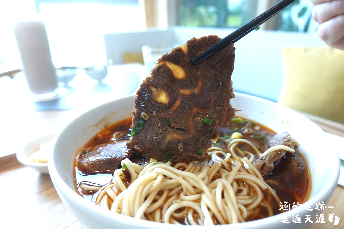 [宜蘭飯店推薦] 凱渡廣場酒店 ~ 陸上郵輪，活動設施多，海水游泳池、漂漂河、海景溫泉、超大遊戲區，房內欣賞絕美龜山島日出，宜蘭親子渡假飯店推薦